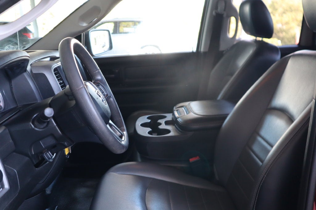 2021 RAM 1500 Classic Tradesman Quad Cab 4x2 6'4' Box