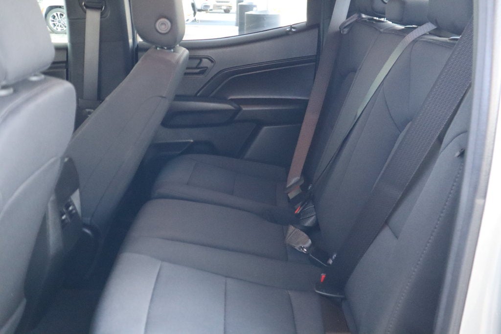 2025 Chevrolet Colorado 4WD WT