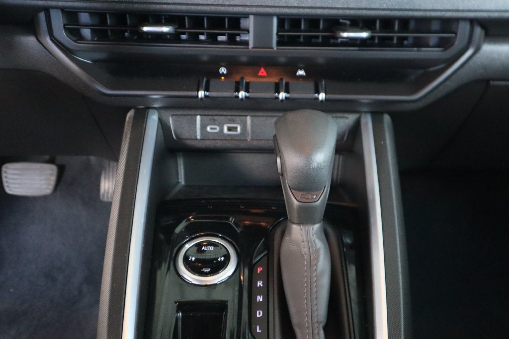 2025 Chevrolet Colorado 4WD WT