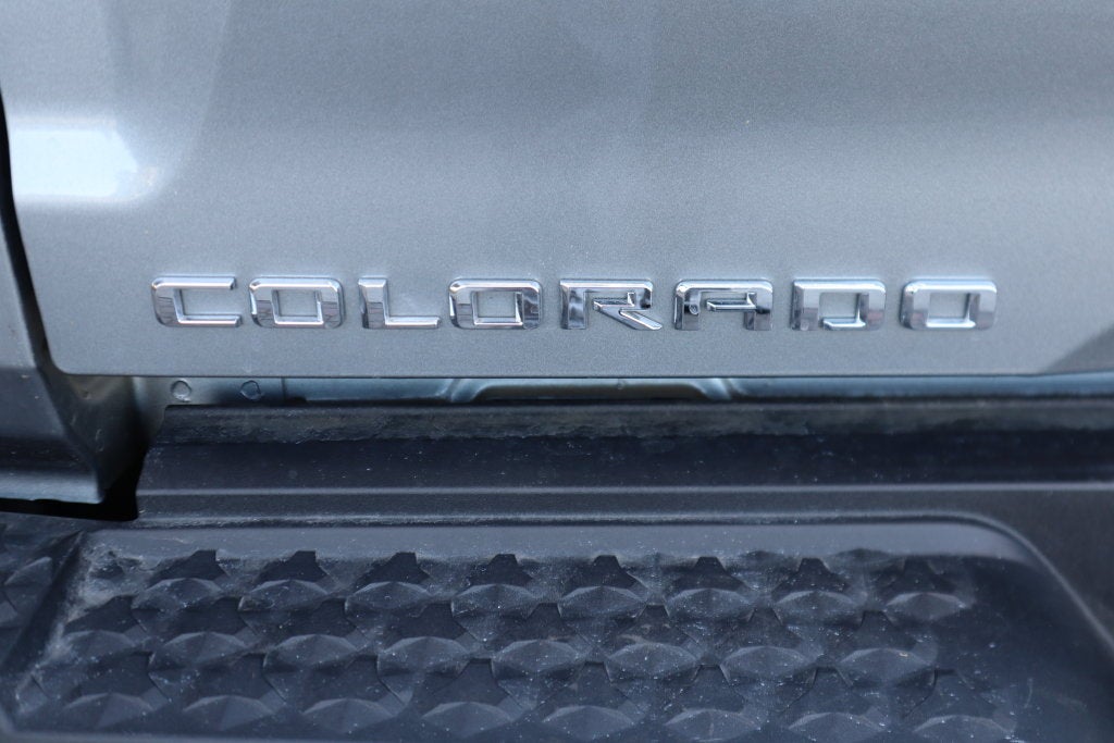 2025 Chevrolet Colorado 4WD WT