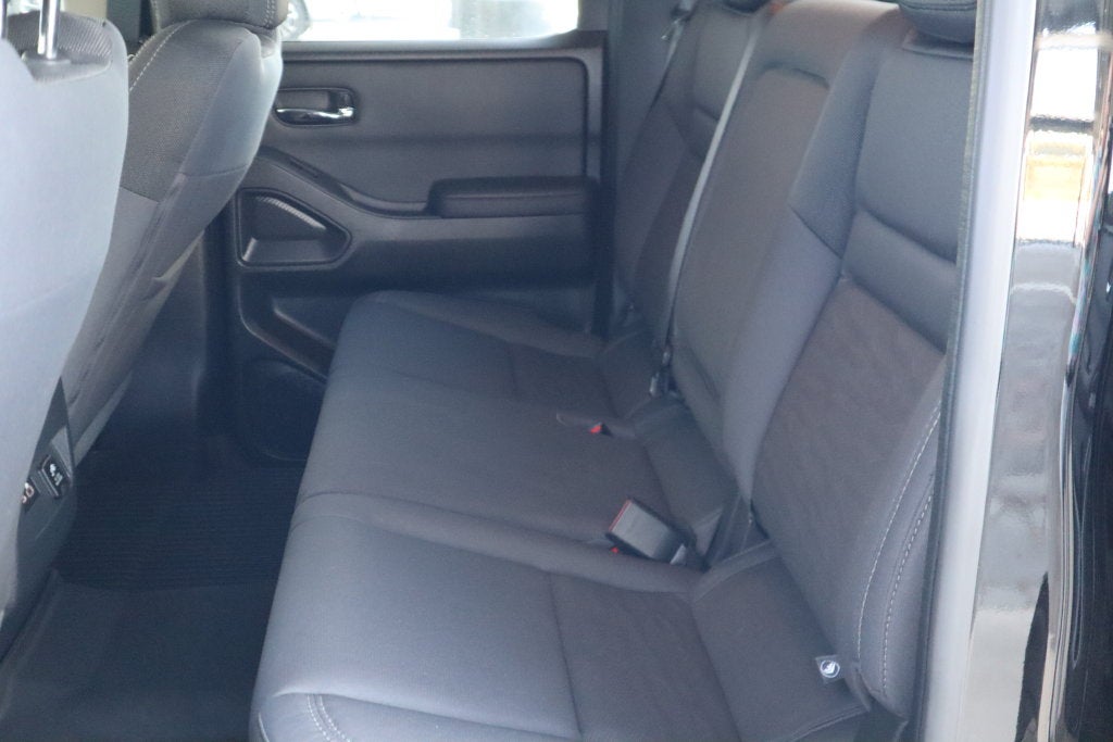 2024 Nissan Frontier Crew Cab SV 4x4