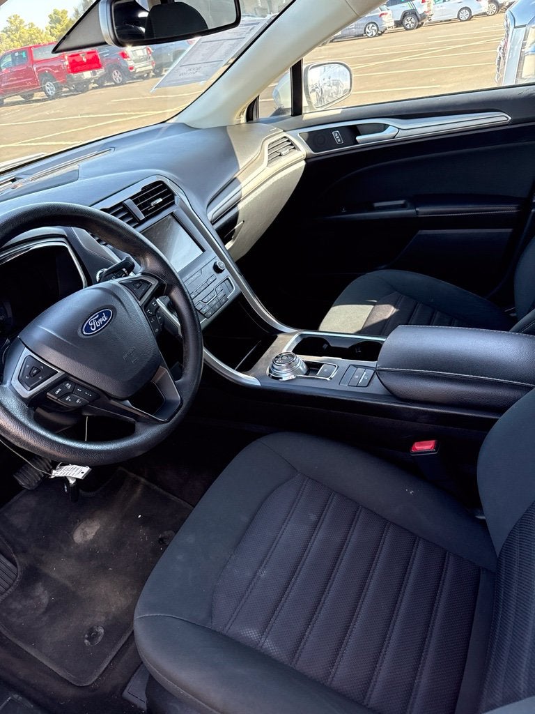 2020 Ford Fusion Hybrid SE