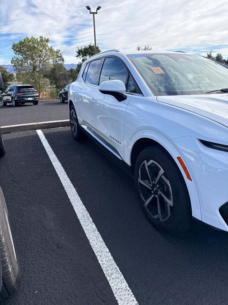 2024 Chevrolet Equinox EV LT