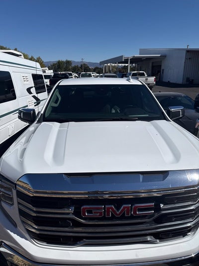 2024 GMC Sierra 1500 4WD Crew Cab Short Box SLT
