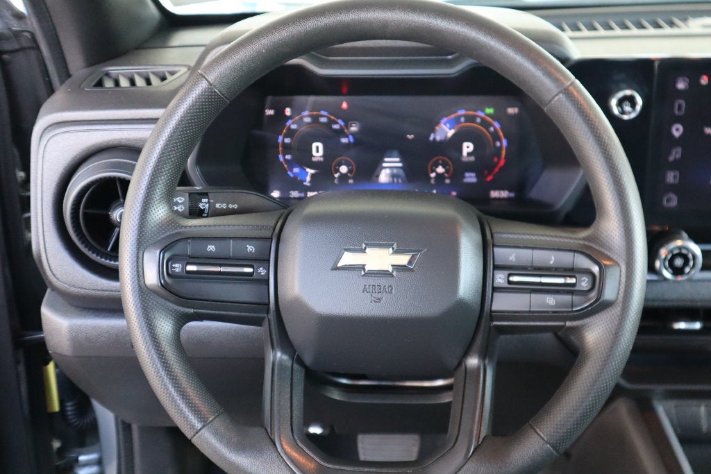 2025 Chevrolet Colorado WT/LT