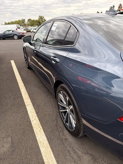 2022 Volvo S60 Momentum