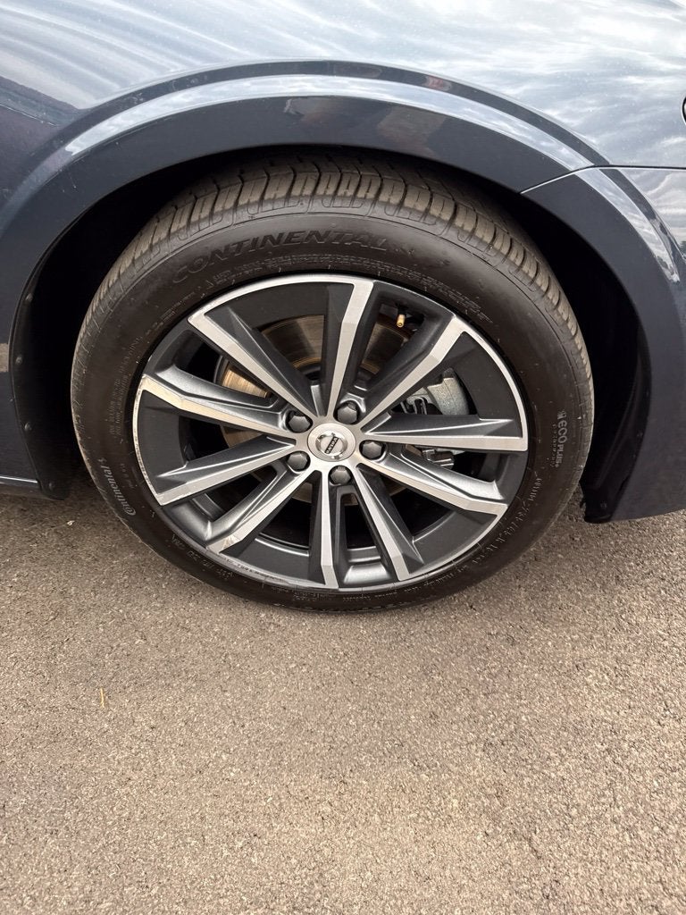 2022 Volvo S60 Momentum