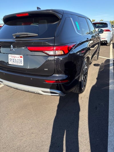 2024 Mitsubishi Outlander SE